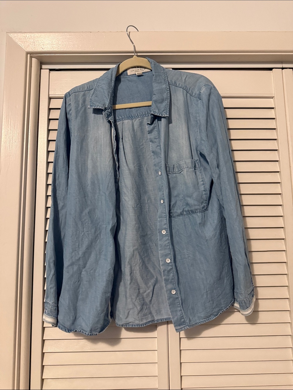 cloth & stone Light Blue Button-Down Chambray Shirt